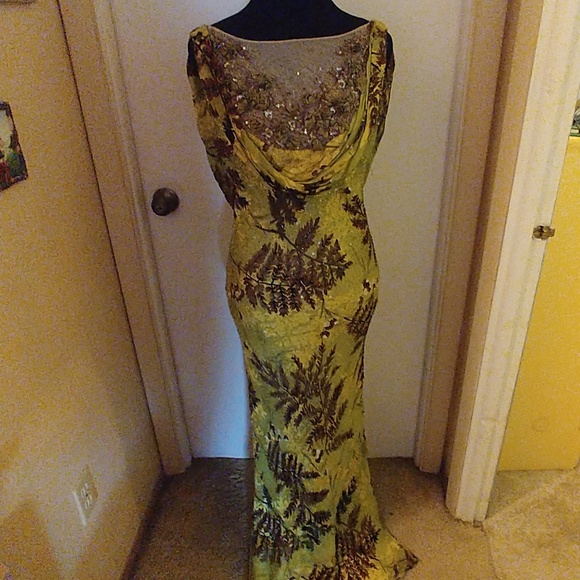Demetrios evening Dresses & Skirts - Demetrios new prom mermaid lined gown size 10